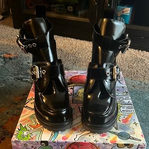 COPY - Jeffrey Campbell Craven black / silver buckles. Woman’s size 9.5